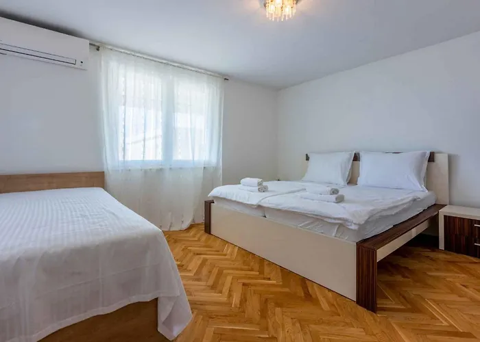 Apartman In 39161 Crikvenica