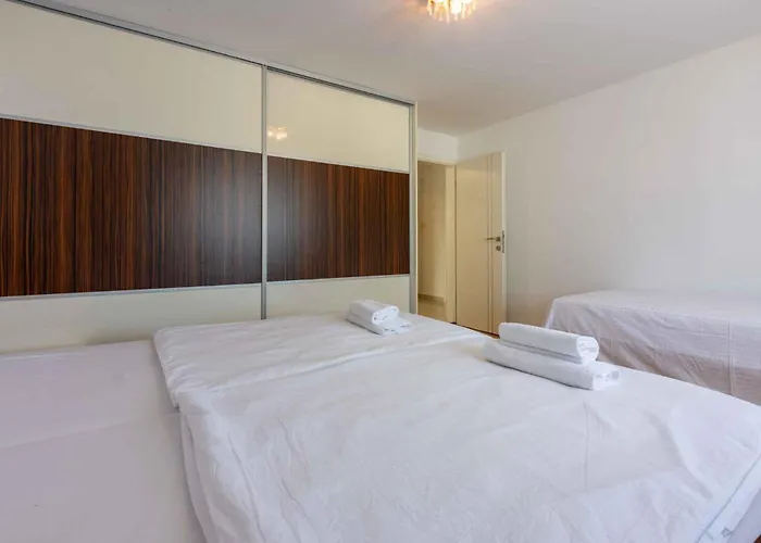 In 39161 Apartman *