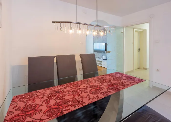 Apartman In 39161 *